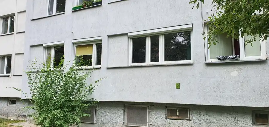 Rolety zewnętrzne w zabudowie wielorodzinnej